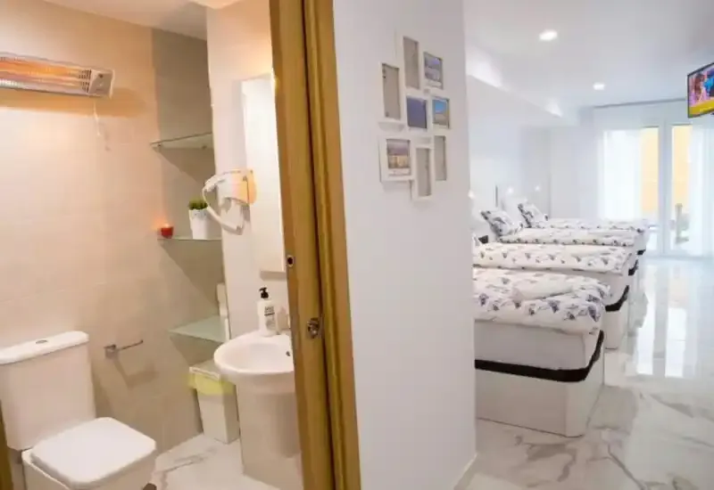 Habitación cuádruple de hotel